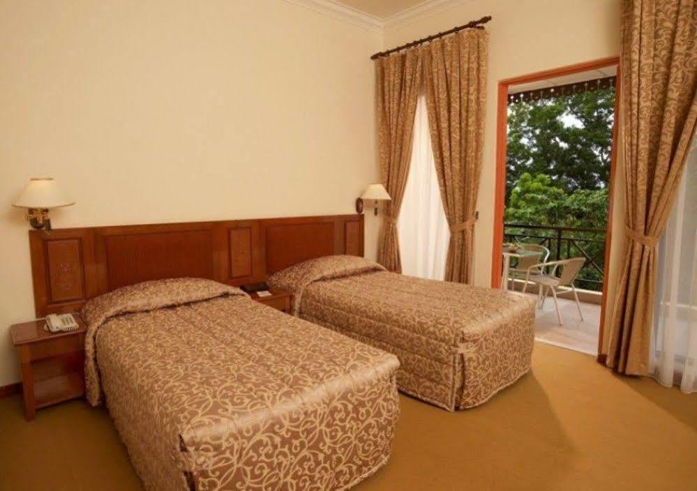 Hotel Felda Residence Tekam , Ppp Tun Razak Kampong Sungai Batu Exterior foto